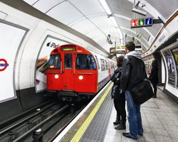 Карта мира. Коммуналка на колесах: Чем интересен городской транспорт Лондона