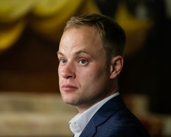 Нардеп от "Голоса" подал в Офис генпрокурора заявление против судей КСУ