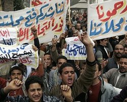 В Египте запретили совмещать религию с политикой