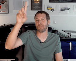 Блогер радуется тому, что не купил эти пять автомобилей: почему он от них отказался (видео)