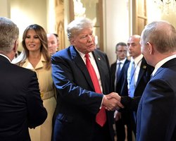 Санкции для России: Трамп рассказал, как будет "жестко душить" Путина (видео)