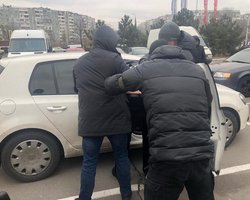 СБУ поймала сотрудников службы охраны Укрзализныци на взятках