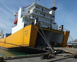 В Сирию направляется российский грузовой паром