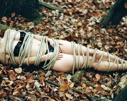 Работа фотохудожницы заставила Интерпол поверить, что ее убили