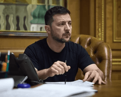 В Крыму уничтожен второй российский самолет за сутки, — Зеленский (видео)