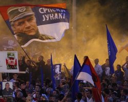 Число жертв беспорядков в Белграде достигло 36 человек