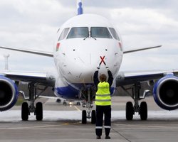 Кабмін заборонив білоруським літакам входити в повітряний простір України, — ЗМІ