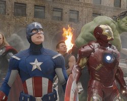 Мстители сохранили лидерство в российском прокате