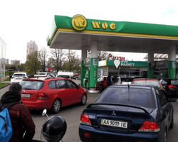 Дефіцит бензину в Україні триватиме щонайменше до липня, — експерт
