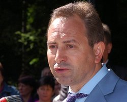 Януковича попросили отказаться от Олимпиады