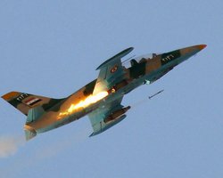 Асад прячет свои самолеты на российской авиабазе, - СМИ