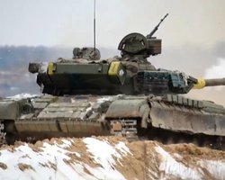 ВСУ провели танковые стрельбы в Житомирской области