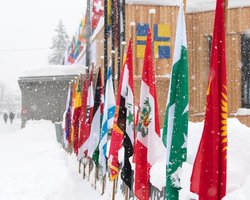 В Давосе открывается Всемирный экономический форум