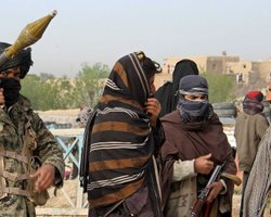 В аэропорту Кабула 12 человек погибли при попытках улететь из страны (видео)