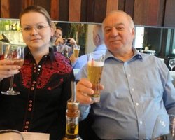 Посетителям бара в котором отравили Скрипаля нужна большая стирка