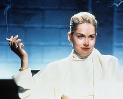 Шэрон Стоун — 68: как культовая сцена из "Основного инстинкта" изменила ее жизнь (фото)