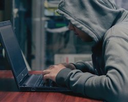 Россия в ответ на санкции против Козака провела кибератаку на Украину