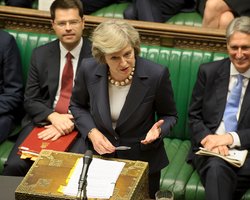 Тереза Мэй попросила еще одну отсрочку по Brexit в письме к Туску