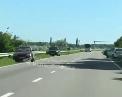 Траса покинутих авто: що відбувається на молдовській ділянці дороги Одеса-Рені (відео)