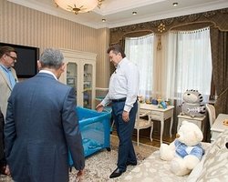 Ванная у Януковича украшена полудрагоценными камнями, - СМИ