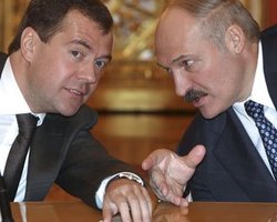 СМИ: Медведев и Лукашенко приедут в Киев на годовщину Чернобыля
