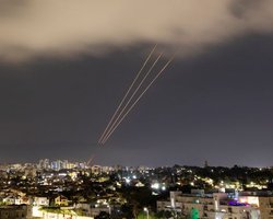 Атака Ірану на Ізраїль 2 жовтня може бути найбільшим ударом балістичними ракетами в історії