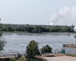 Після підриву Каховської ГЕС: ЗСУ завдають ударів по позиціях РФ на лівому березі Дніпра (відео)