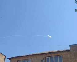 ВС РФ нанесли ракетный удар по порту в Одессе, есть пострадавшие: видео воздушного боя