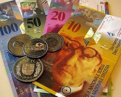 Швейцария введет вторую валюту, чтобы остановить рост курса франка