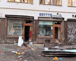 Намагався допомогти поліцейській: у Львові з лікарні виписали підлітка, який постраждав під час теракту