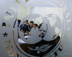 Мировые финансовые лидеры требуют от Европы срочных антикризисных реформ