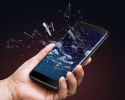 В России никогда не смогут создать "суверенный" смартфон: эксперты объяснили, почему