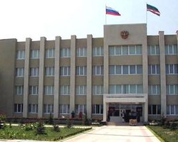 У парламента Чечни взорвали двух депутатов. Спикер эвакуирован