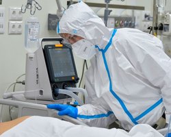 Статистика коронавируса на 8 октября: 16 362 новых случая, 3 526 госпитализаций