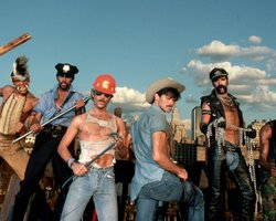 Village People заявили, что их хит YMCA, любимый Трампом, не является "гей-гимном"