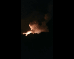 Появились эффектные кадры уничтожения эшелона оккупантов в Херсонской области (видео)