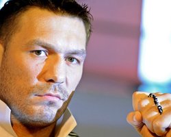 Бой Хэй - Чагаев оказался под угрозой срыва