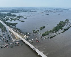 На юге Украины может появиться пустыня из-за подрыва Каховской ГЭС, — Минобороны