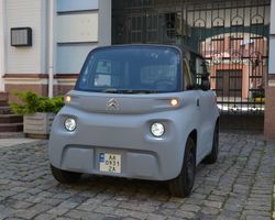 Тест-драйв электромобиля Citroen Ami: милый друг