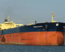 У Чорному морі невідомі дрони атакували танкер Elbus РФ: куди ділось судно, — ЗМІ (карта)