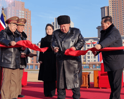 Побудували нову вулицю: Кім Чен Ин відкрив район для родин загиблих у РФ солдатів КНДР (фото)