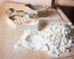 Украина будет импортировать муку из Турции несмотря на рекордный урожай пшеницы