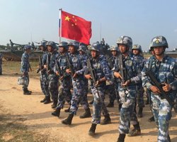 Зухвала акція: армія Китаю висадила десант із моря на островах за 30 км від Тайваню