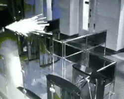 Обнародовано видео нападения на горсовет Харькова