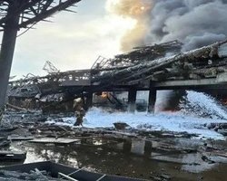 Вибух на "Нижнекамскнефтехим" повністю зніс цех з виробництва каучуку: є загиблі (відео)