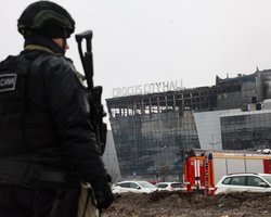 В РФ заявили, что следы теракта в "Крокусе" ведут в Украину: у Зеленского ответили