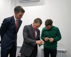 Зеленский заявил о полном взаимопонимании со спецпредствителями США в Украине