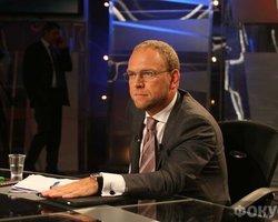 Власенко: Суды превратились в ООО с контрольным пакетом у Януковича