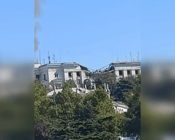 В сети показали последствия удара по штабу флота РФ в Севастополе (фото)