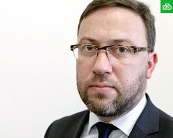 Польша не хочет выбирать Украине героев